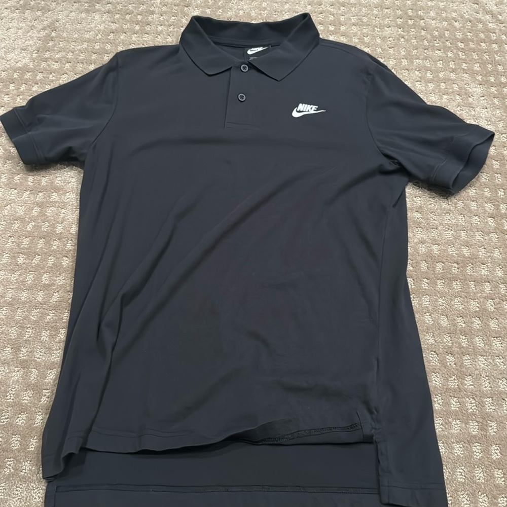 Men’s Nike short sleeved collared shirt, black size Small